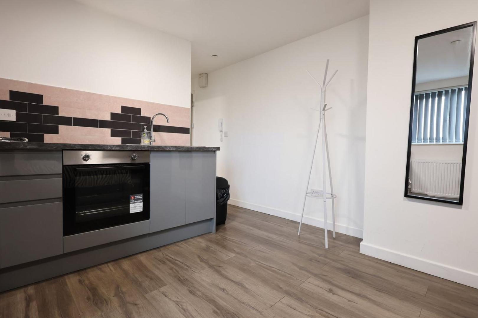 Cohost Partners | Smart Tv | 5 Min City | Parking 카디프 외부 사진
