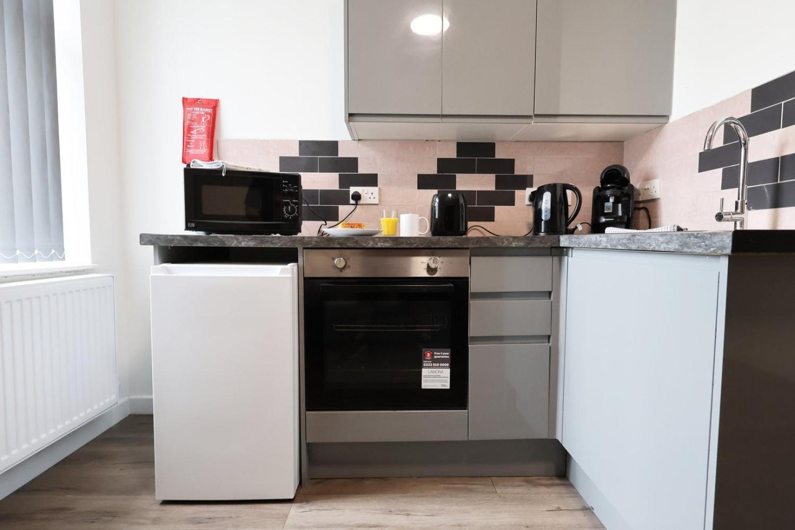Cohost Partners | Smart Tv | 5 Min City | Parking 카디프 외부 사진
